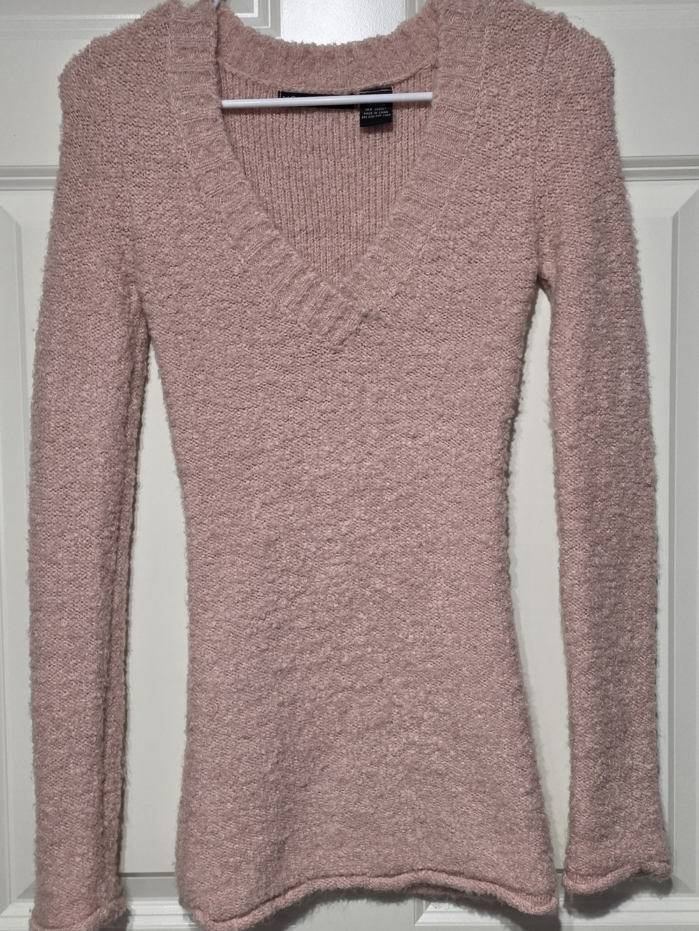 Tomfoolery Soft Blush V-Neck Sweater — Slim Bouclé Knit Size:S